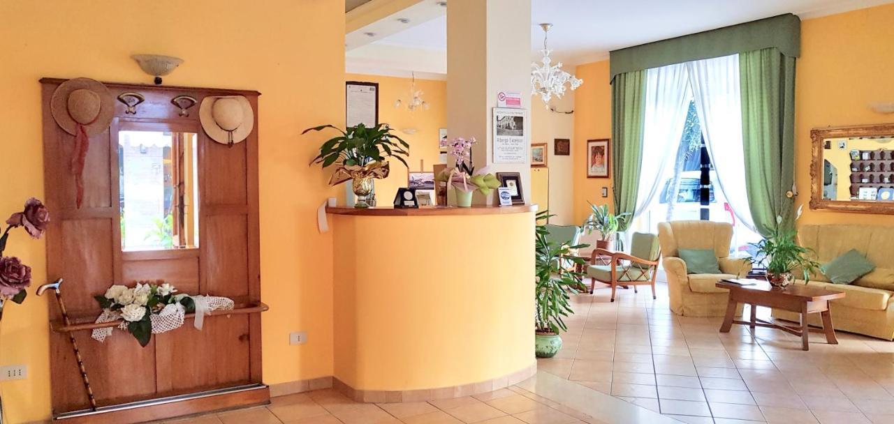 Albergo Natucci มอนเตกาตินี แตร์เม ภายนอก รูปภาพ